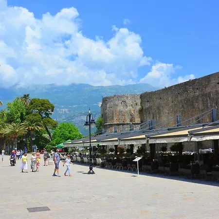 Montenegro 2*
